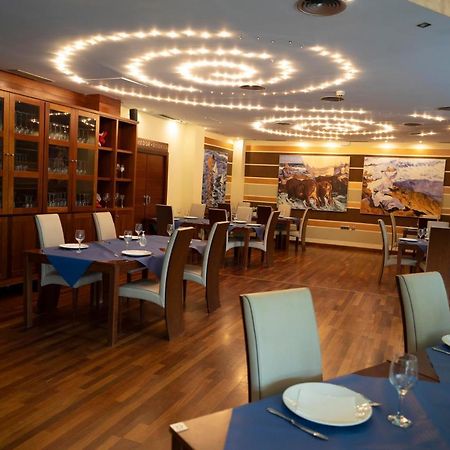 Hotel Lluna Alzira Buitenkant foto
