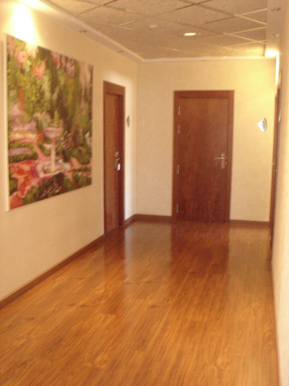 Hotel Lluna Alzira Buitenkant foto